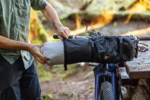 Bolsa de manillar para bikepaking