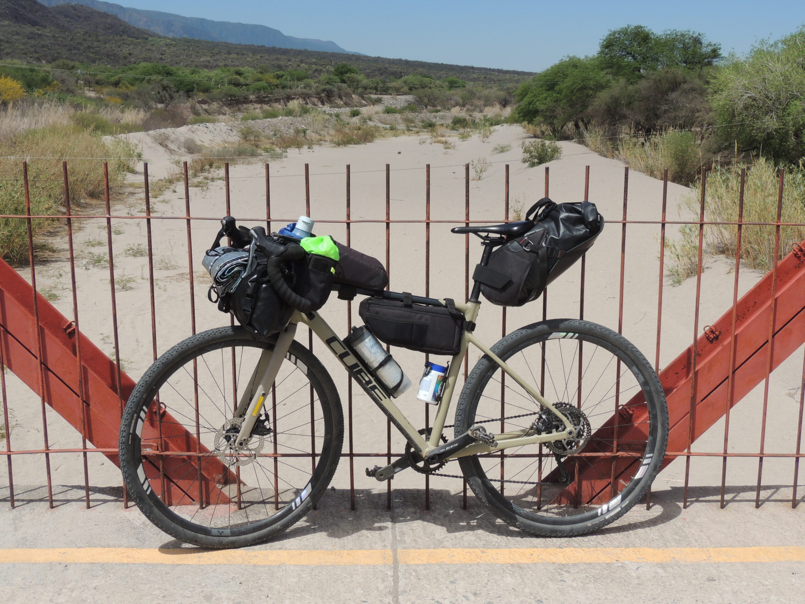 ¿Qué es el Cicloturismo? Guía Completa y Modalidades para Viajar en Bicicleta